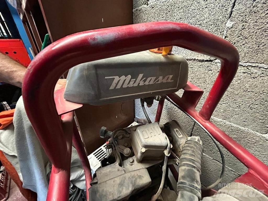Mikasa MTR-40F 平板夯