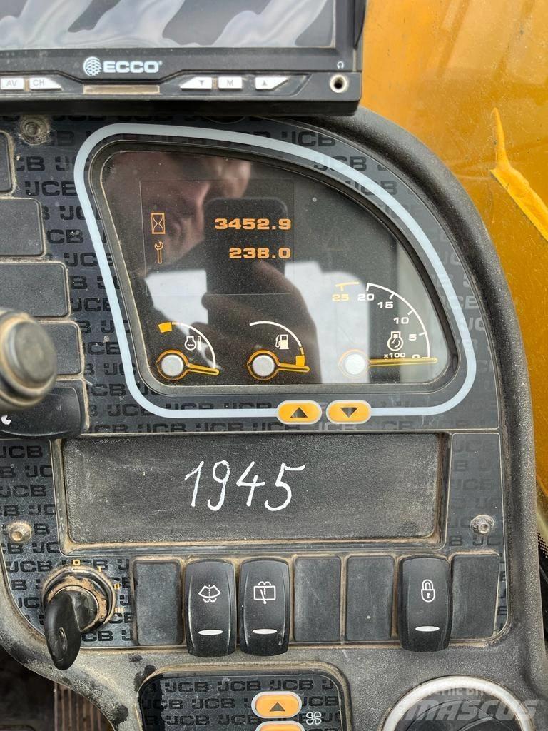 JCB 540-140 伸缩臂叉装车|叉装车