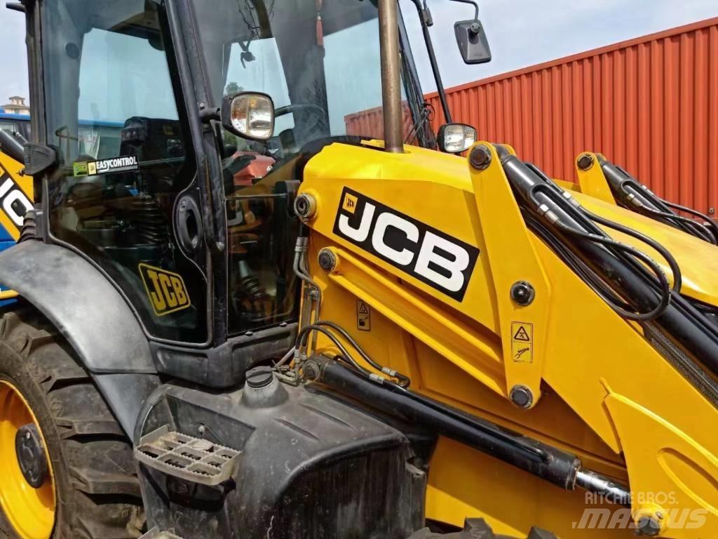 JCB 3 CX 反铲装载机