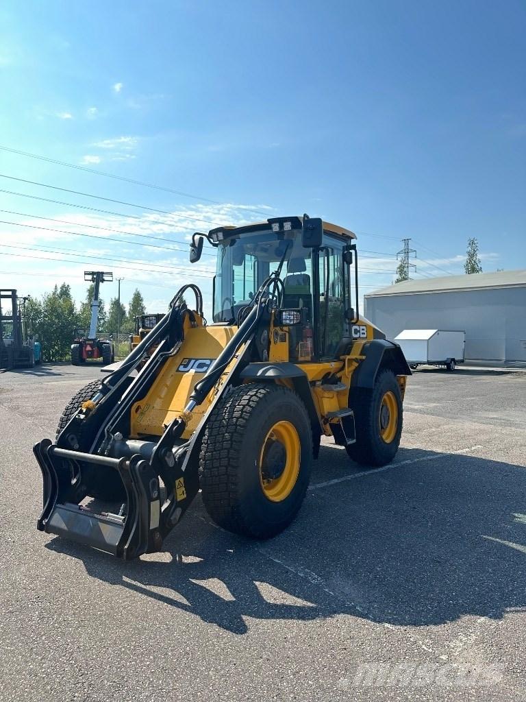 JCB 417 HT 轮式装载机