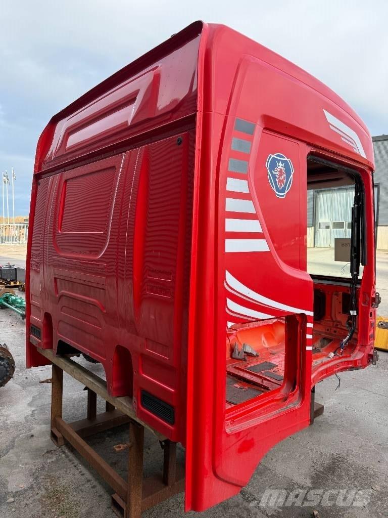 Scania CR20 normal 驾驶室与内部