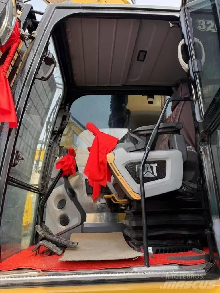 CAT 320GC 履带挖掘机