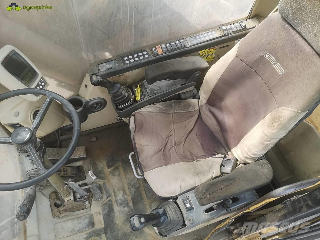 CAT M 322 C MH 工业挖掘机