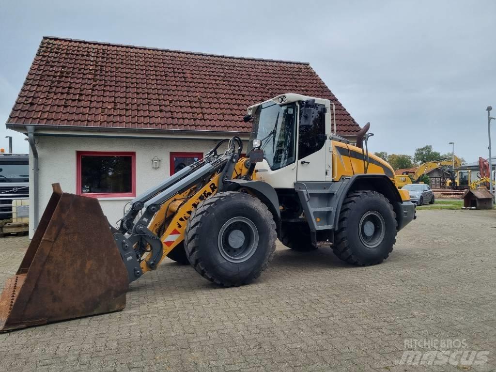 Liebherr L 526 轮式装载机