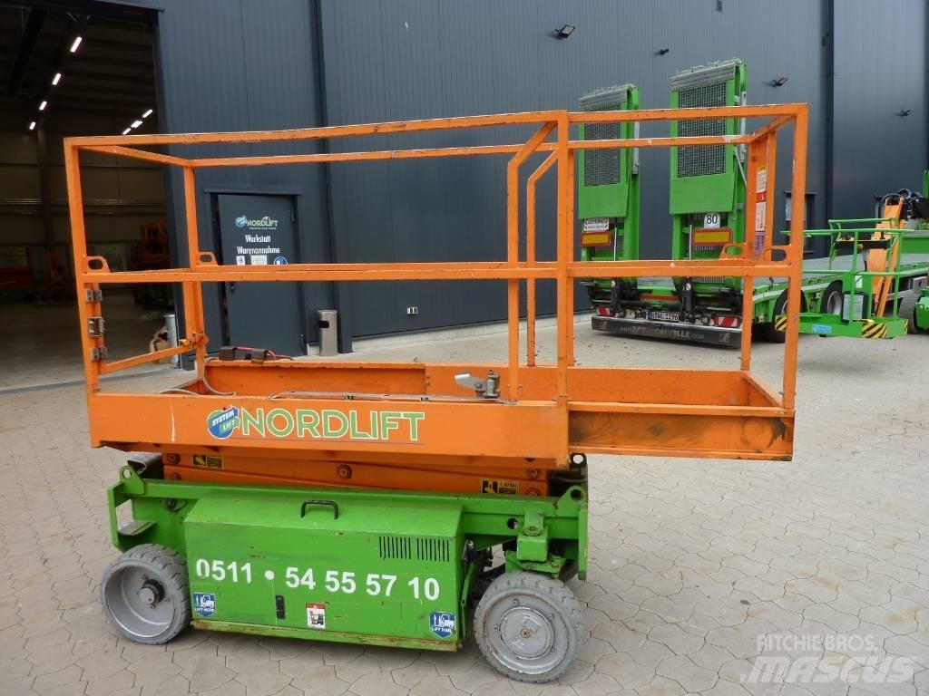 HAB S 66-8 E2WD 剪叉式升降机