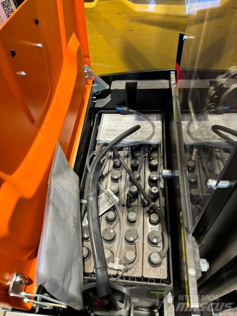 Rocla SWS16 手推堆垛车