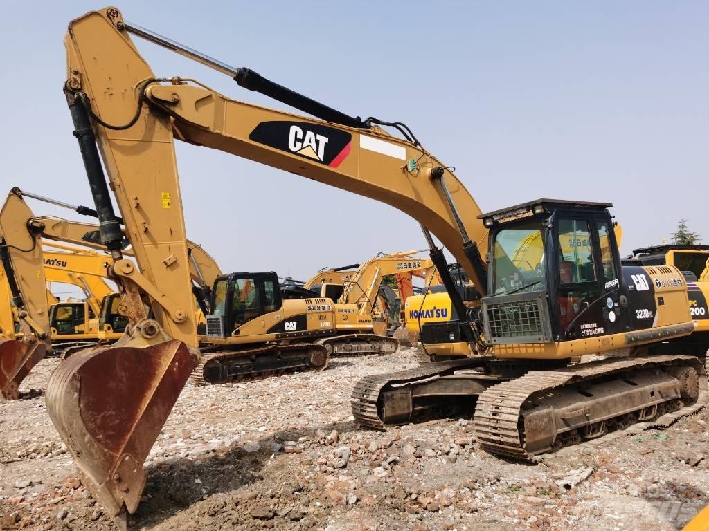 CAT 323 D L 履带挖掘机