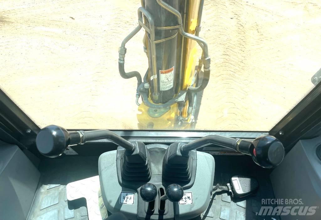 New Holland B75D 反铲装载机