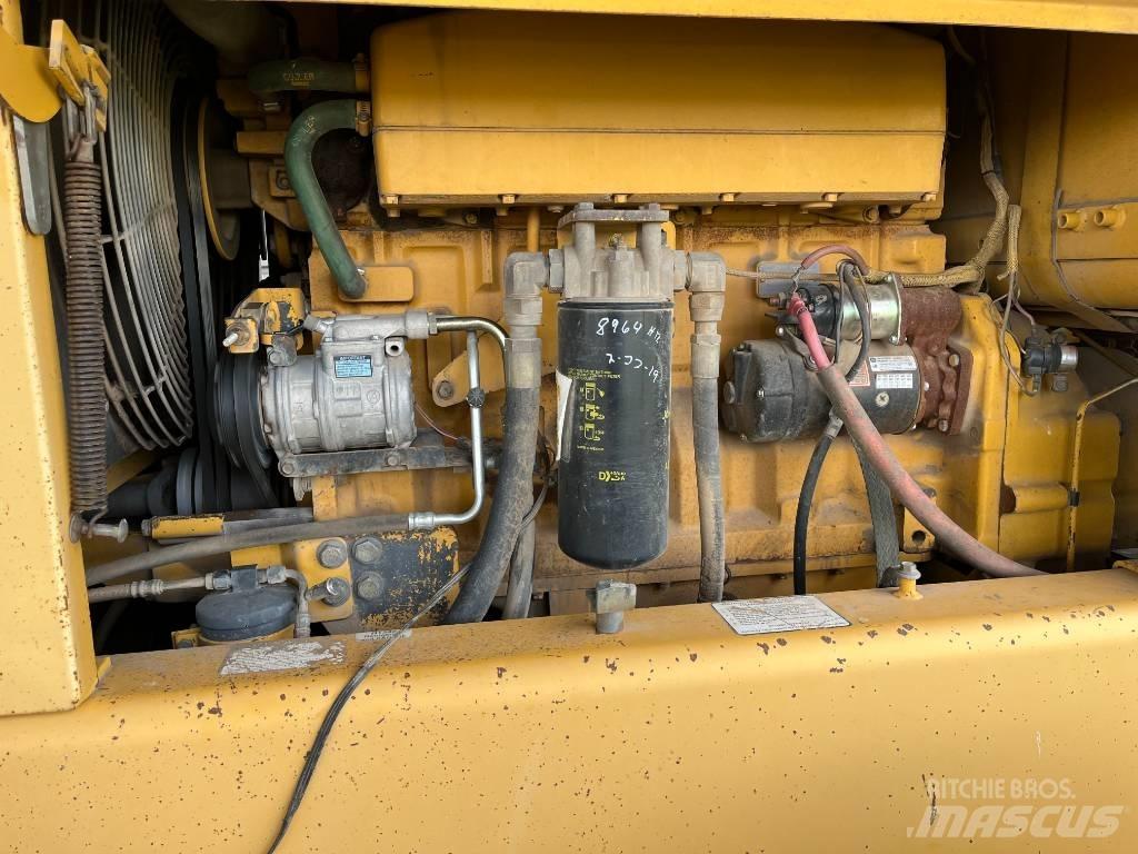 John Deere 770 BH 平地机/推土机