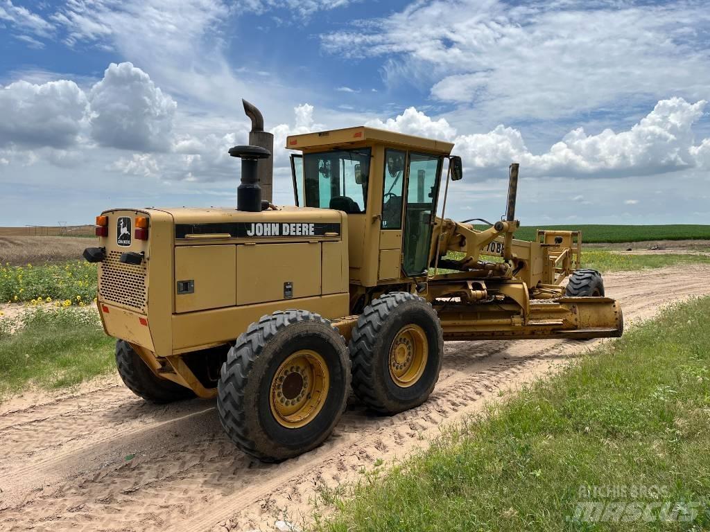 John Deere 770 BH 平地机/推土机