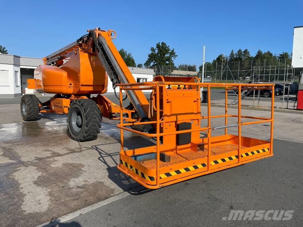 Genie Z 135/70 曲臂高空工作平台