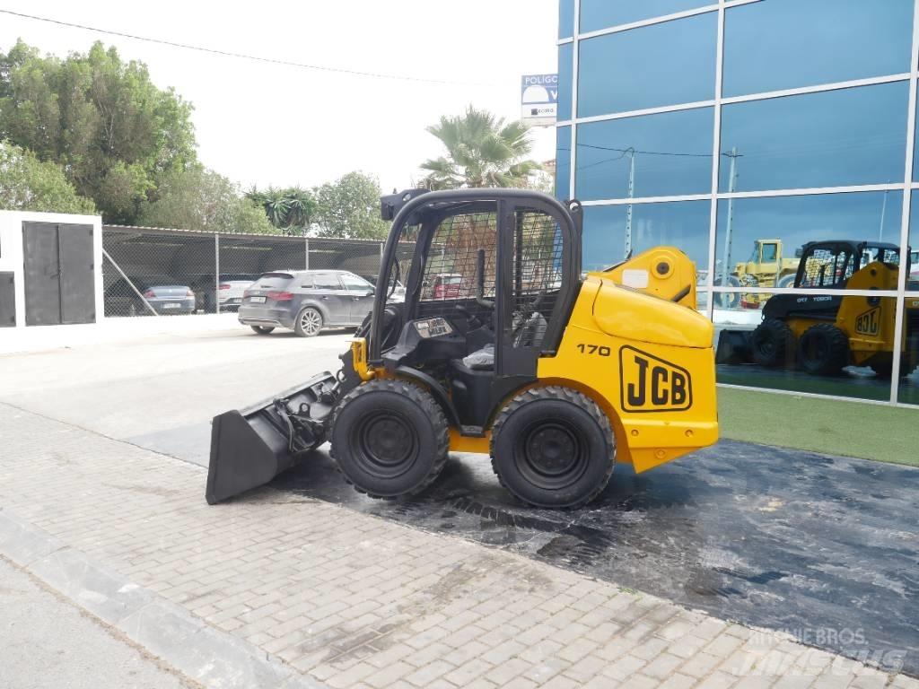 JCB Robot 170 滑移装载机