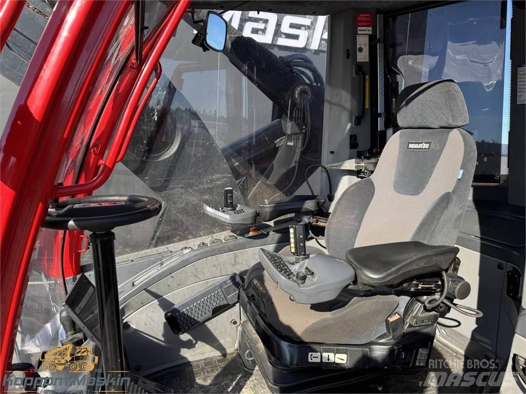 Komatsu 951 收割机