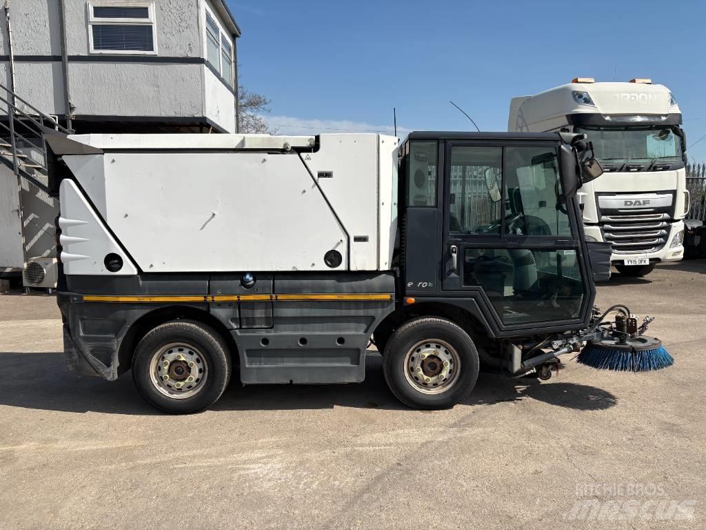 Schmidt Swingo 200 道路清扫车