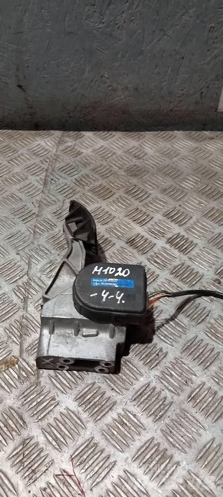 MAN TGA    81259706094 驾驶室与内部