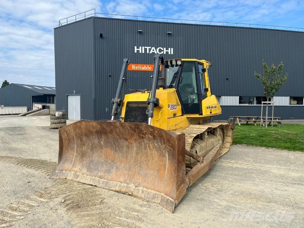 New Holland D180 履带式推土机