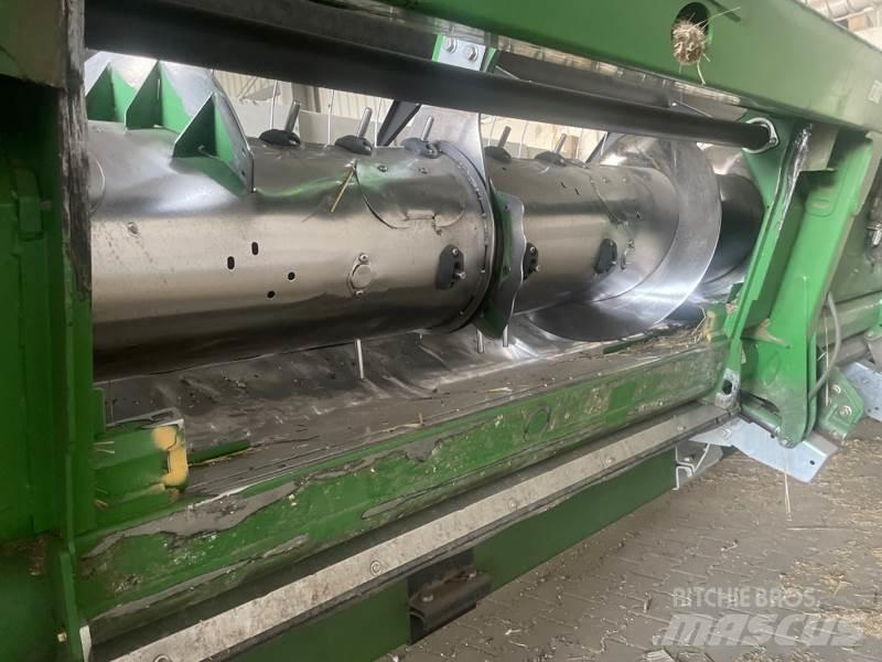 John Deere 635 X 收割机机箱