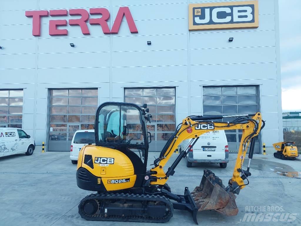 JCB 8026 CTS 小型挖掘机