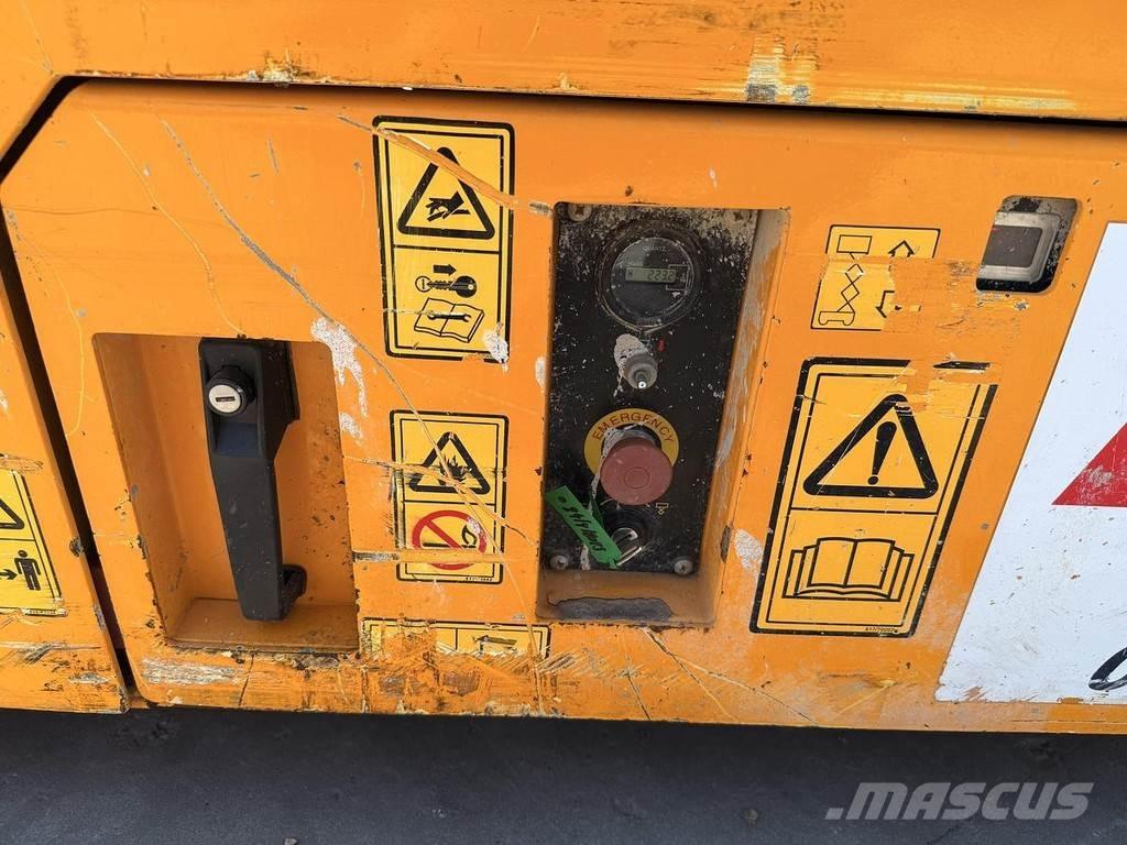 JCB S4046E 其他升降机和高空作业平台