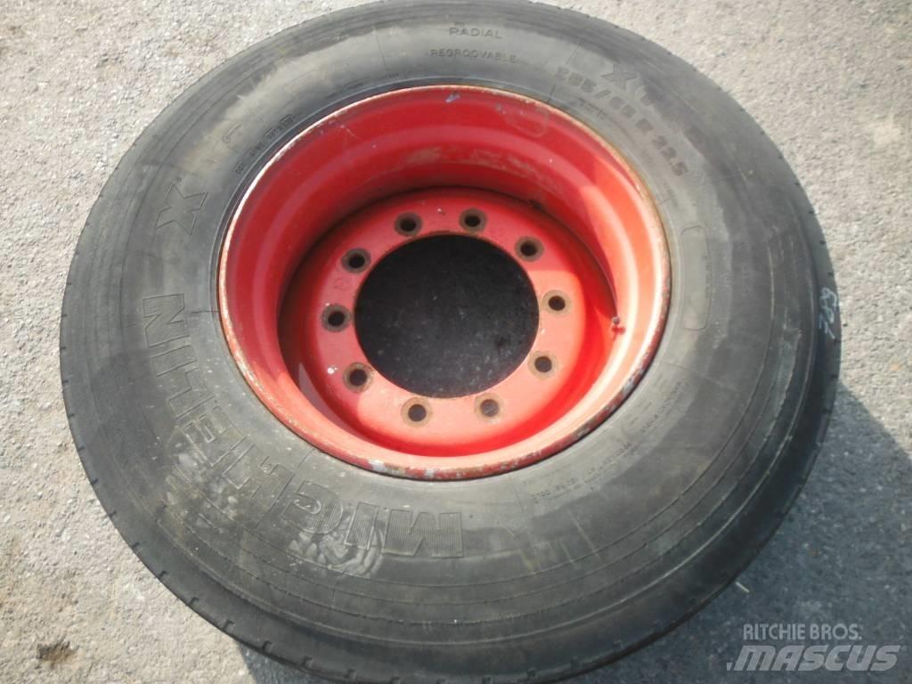 Michelin 385/65R22.5 轮胎、车轮、轮圈