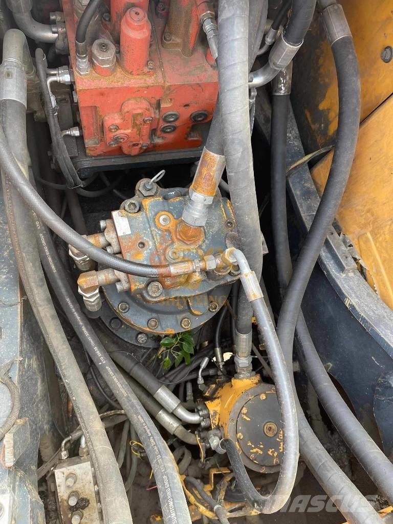 Hyundai 210W-9 轮式挖掘机