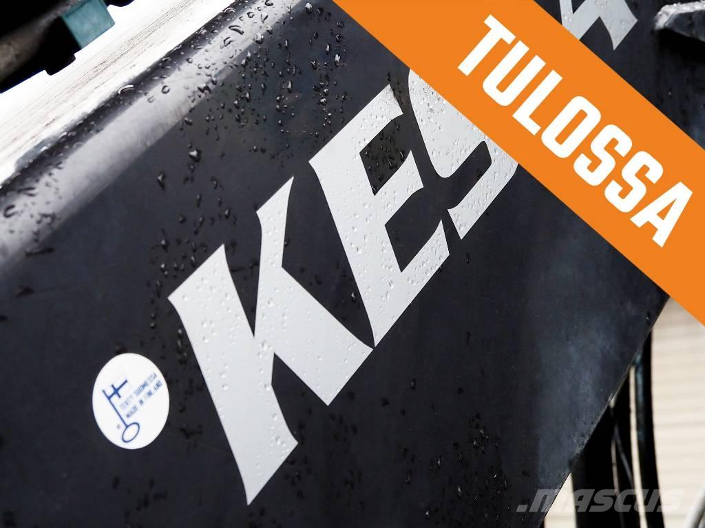 Kesla 2112T 木材起重机