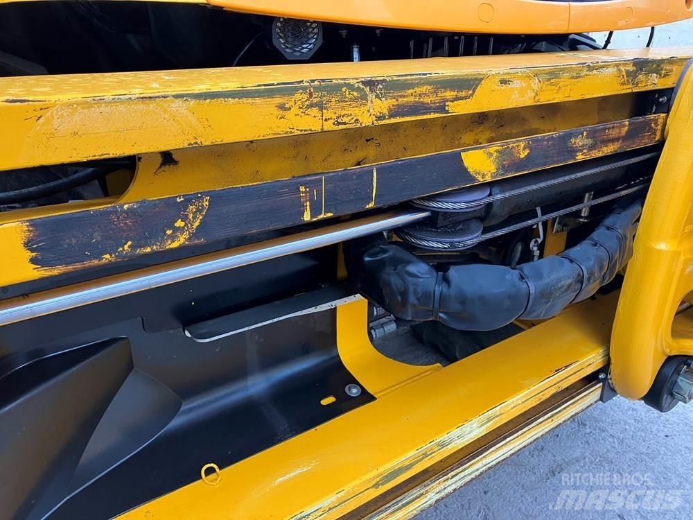 JCB 3CX 反铲装载机