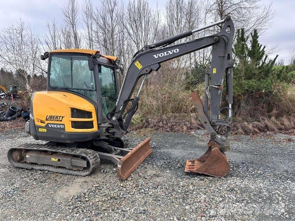 Volvo ECR 40 D 小型挖掘机