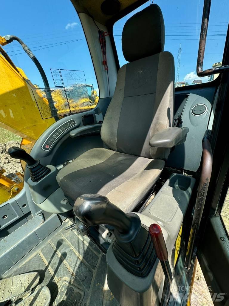 JCB JS 160 LC 履带挖掘机