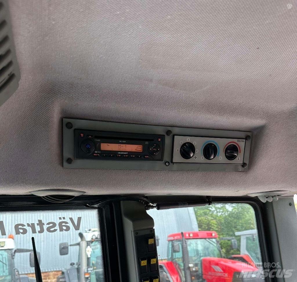 Valtra T 170 拖拉机/农用车