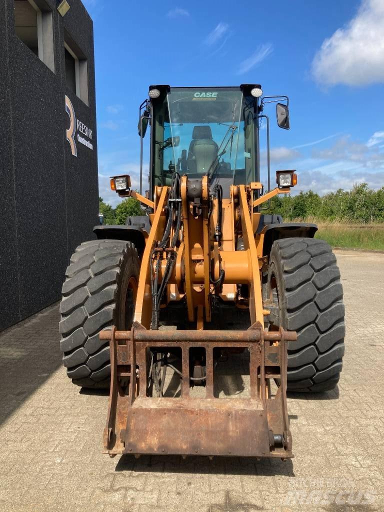 CASE 621 F XR 轮式装载机