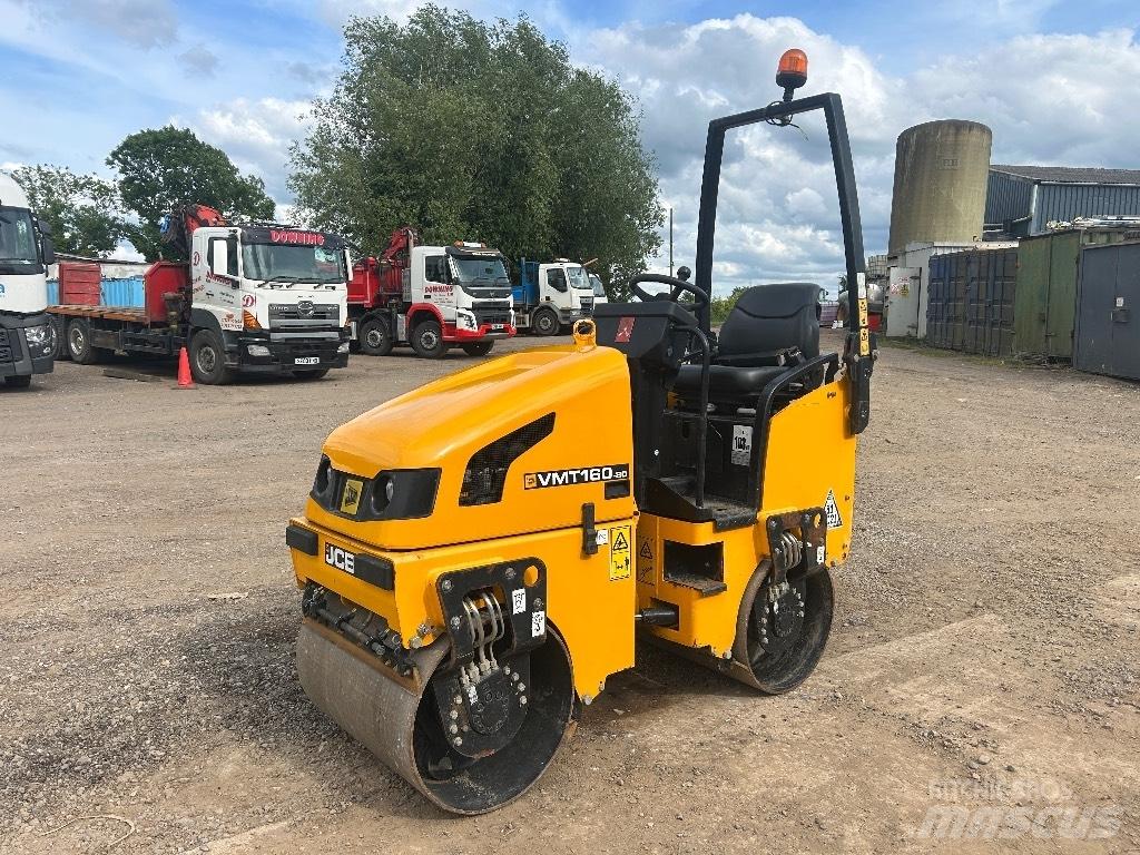 JCB VMT160-80 双轮压路机