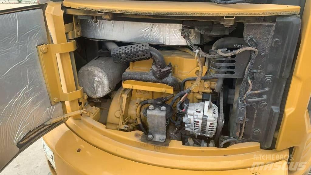 CAT 303 履带挖掘机