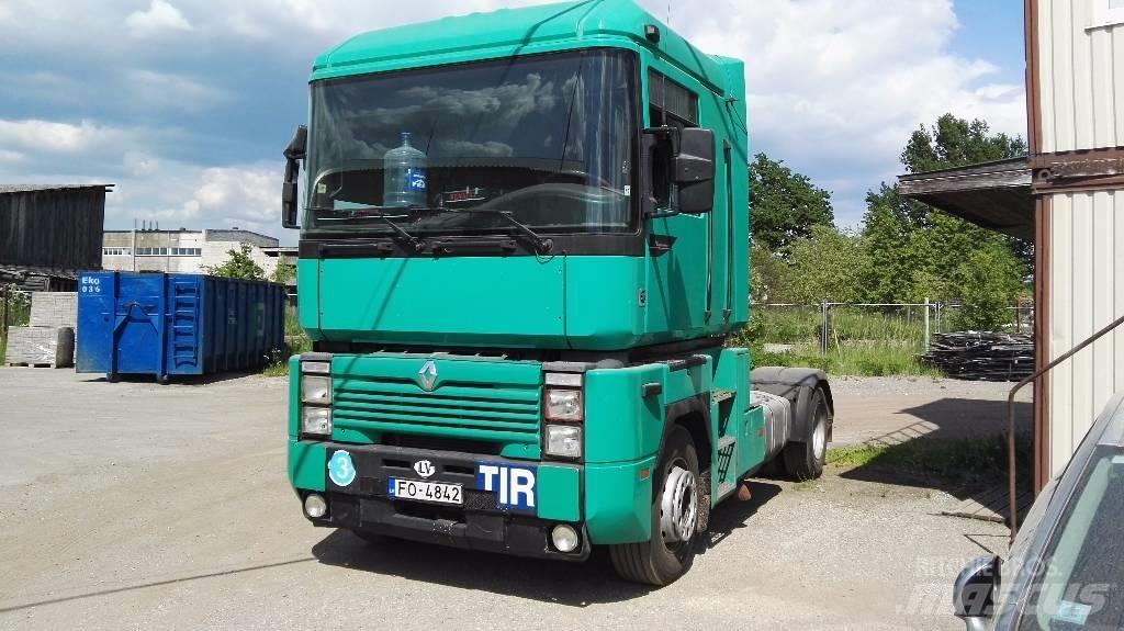Renault MAGNUM 牵引车