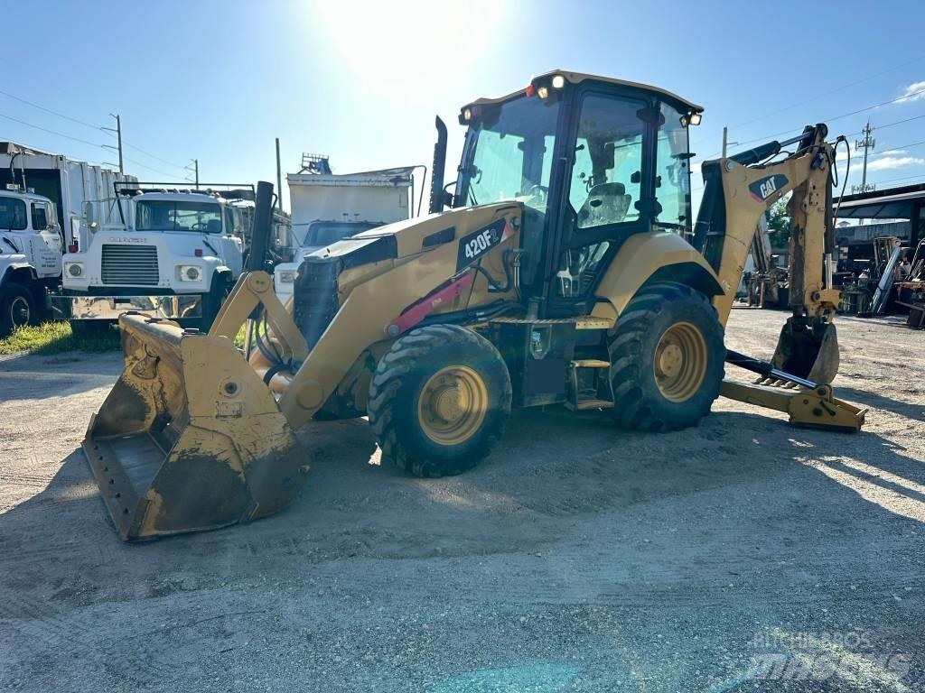 CAT 420F2 反铲装载机