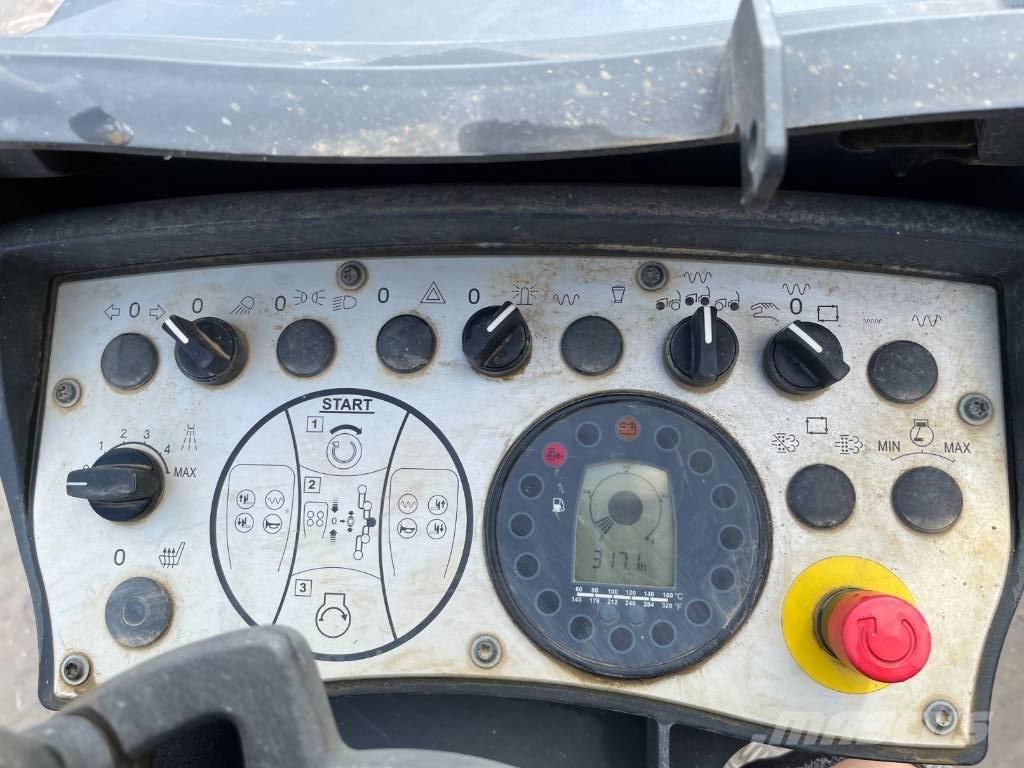 Bomag BW 120 AD-5 双轮压路机