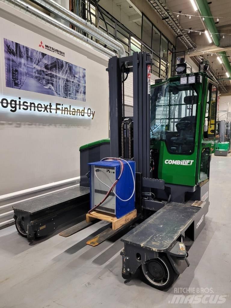 Combilift C4000ET 四轮前移式叉车