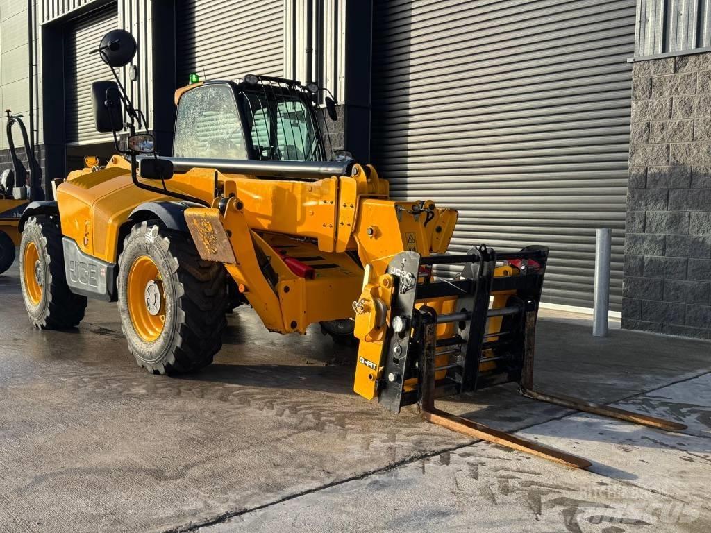 JCB 540-140 伸缩臂叉装车|叉装车