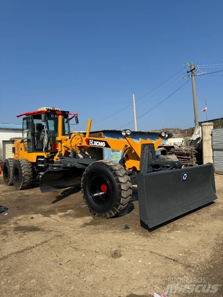 XCMG GR 2153 平地机/推土机