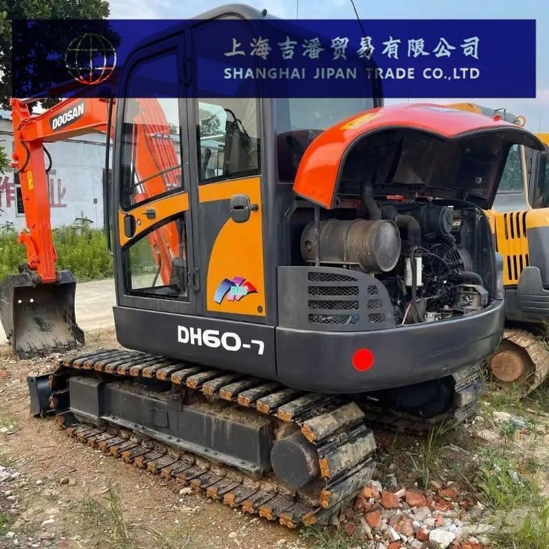 Doosan DH 60-7 小型挖掘机