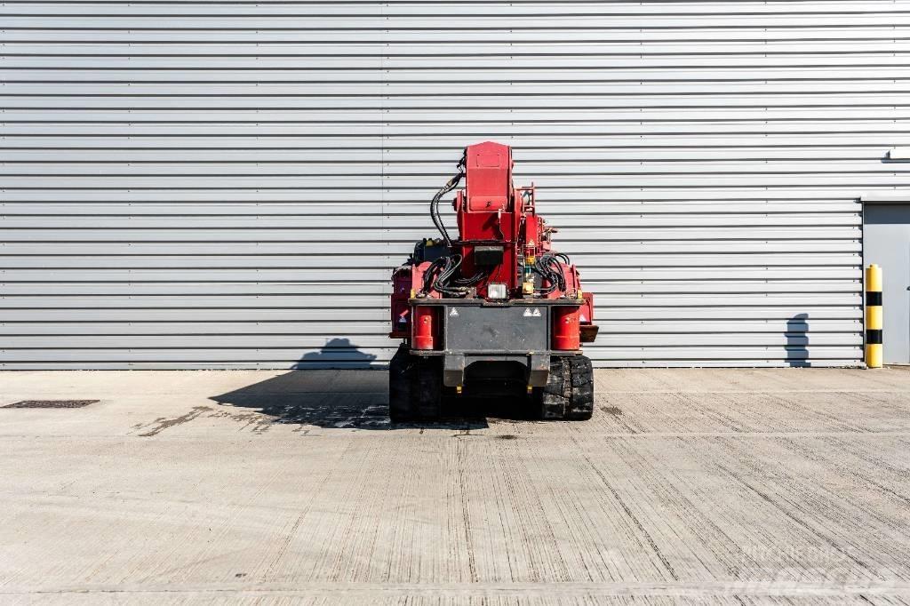 Unic URW-706 轻小型起重机