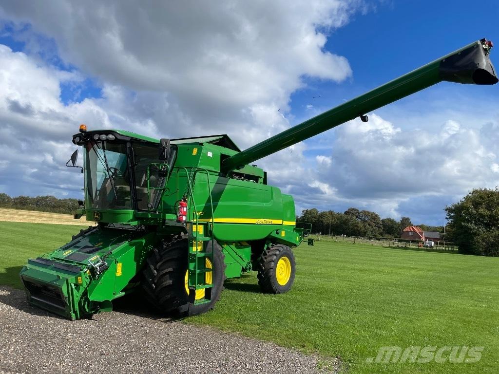John Deere T 670 i 联合收割机
