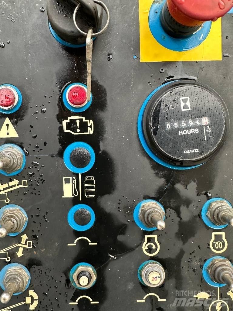 Genie S 65 曲臂高空工作平台