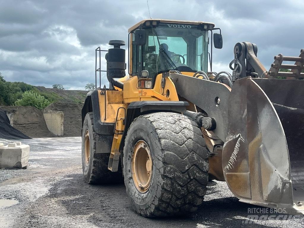 Volvo L 220 G 轮式装载机