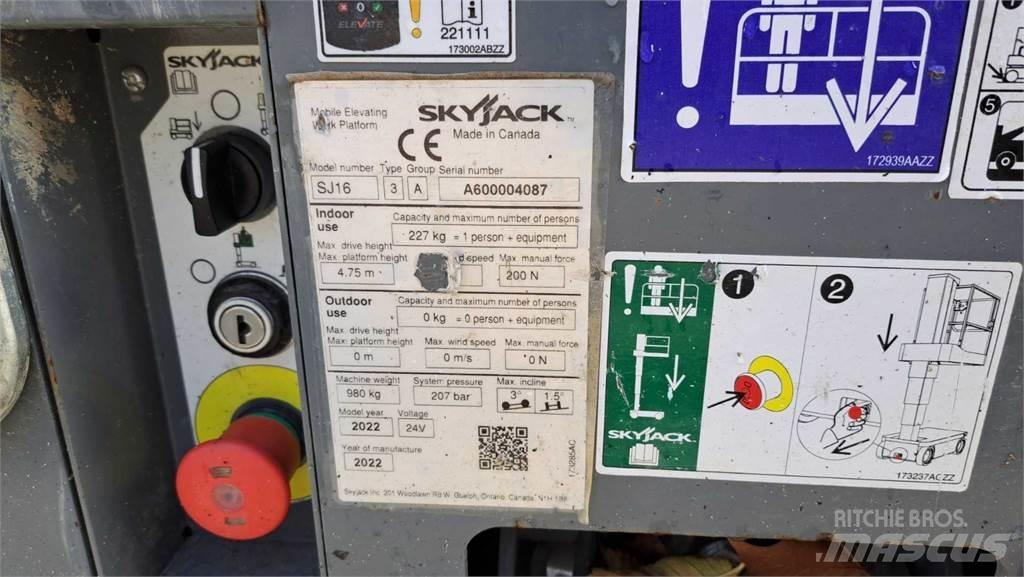 SkyJack SJ16 其他升降机和高空作业平台