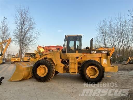CAT 950 F 轮式装载机