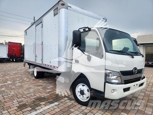 Hino 195 厢式货车
