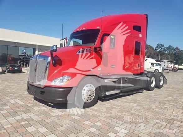 Kenworth T680 牵引车