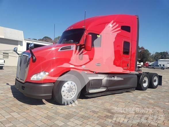 Kenworth T680 牵引车