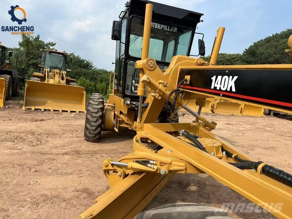 CAT 140K 平地机/推土机